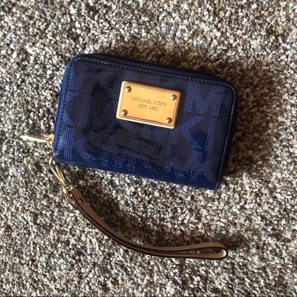 Michael Kors Handbags - Michael Kors Wallet